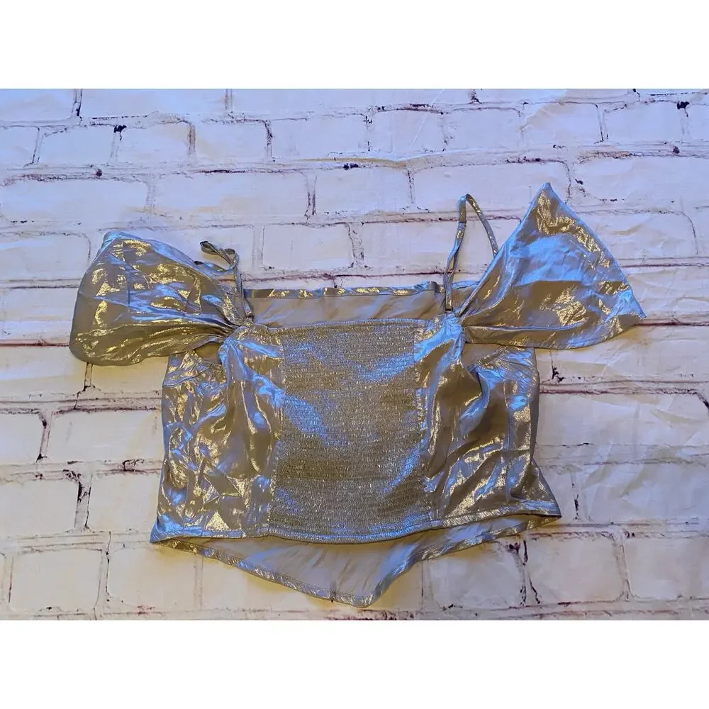 Free People metallic silver pixie girl top ✨🧚‍♀️ Size M